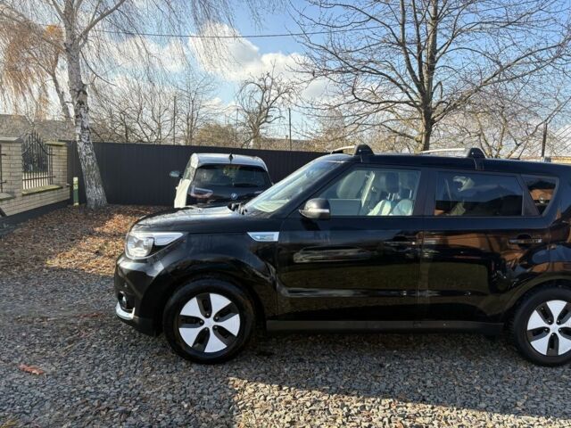 Чорний Кіа Soul, об'ємом двигуна 0 л та пробігом 96 тис. км за 5900 $, фото 9 на Automoto.ua