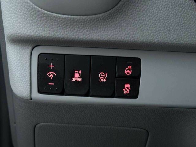 Черный Киа Soul, объемом двигателя 0 л и пробегом 100 тыс. км за 8790 $, фото 16 на Automoto.ua