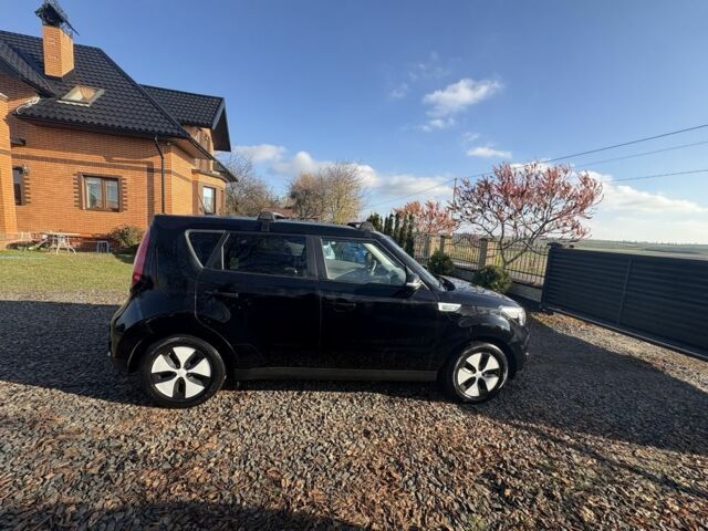 Чорний Кіа Soul, об'ємом двигуна 0 л та пробігом 96 тис. км за 5900 $, фото 15 на Automoto.ua