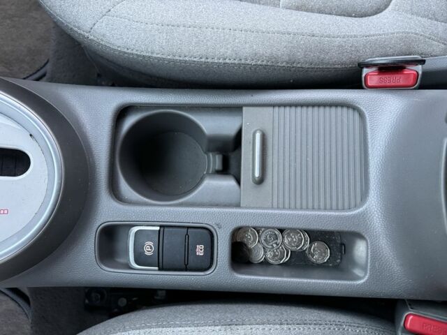 Черный Киа Soul, объемом двигателя 0 л и пробегом 160 тыс. км за 8500 $, фото 5 на Automoto.ua