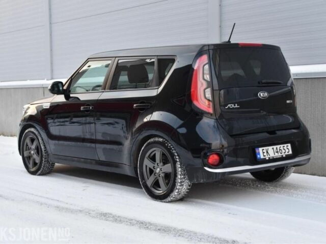 Черный Киа Soul, объемом двигателя 0 л и пробегом 79 тыс. км за 7100 $, фото 3 на Automoto.ua