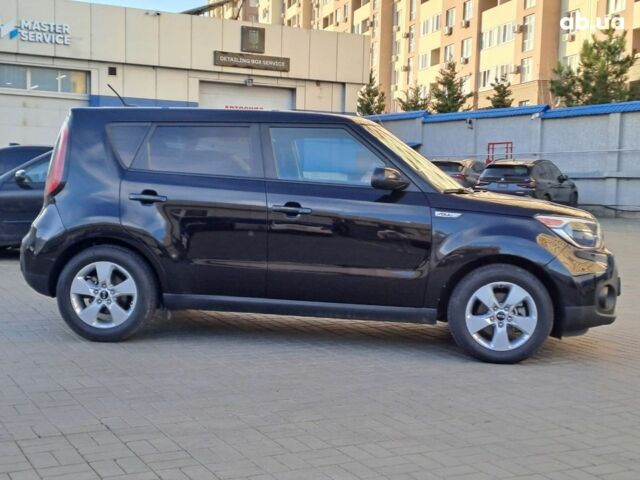 Черный Киа Soul, объемом двигателя 1.6 л и пробегом 112 тыс. км за 15990 $, фото 3 на Automoto.ua