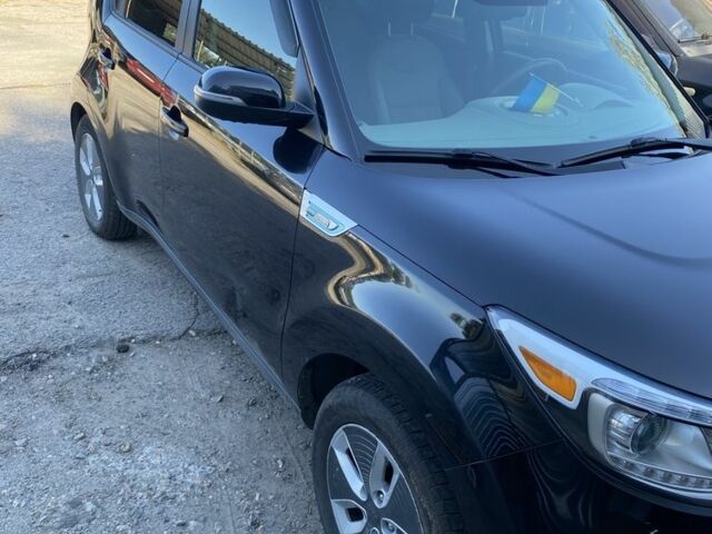 Черный Киа Soul, объемом двигателя 0 л и пробегом 62 тыс. км за 8406 $, фото 5 на Automoto.ua