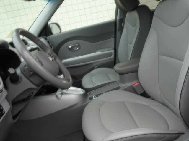 Черный Киа Soul, объемом двигателя 0 л и пробегом 54 тыс. км за 7600 $, фото 7 на Automoto.ua