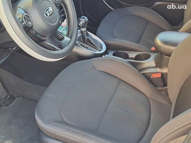 Черный Киа Soul, объемом двигателя 1.6 л и пробегом 112 тыс. км за 15990 $, фото 5 на Automoto.ua