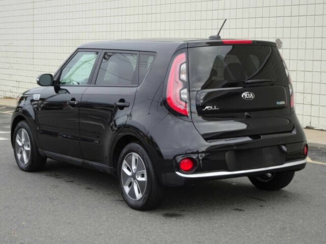Черный Киа Soul, объемом двигателя 0 л и пробегом 54 тыс. км за 7600 $, фото 3 на Automoto.ua