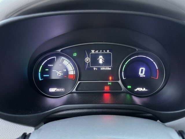 Черный Киа Soul, объемом двигателя 0 л и пробегом 160 тыс. км за 8500 $, фото 2 на Automoto.ua