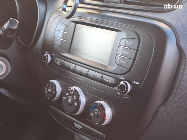 Черный Киа Soul, объемом двигателя 1.6 л и пробегом 112 тыс. км за 15990 $, фото 8 на Automoto.ua