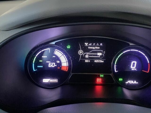 Черный Киа Soul, объемом двигателя 0 л и пробегом 62 тыс. км за 8406 $, фото 1 на Automoto.ua