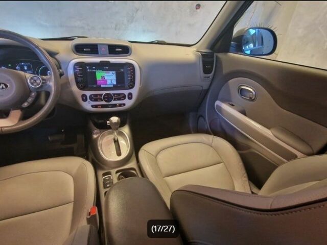 Черный Киа Soul, объемом двигателя 0 л и пробегом 95 тыс. км за 9800 $, фото 5 на Automoto.ua