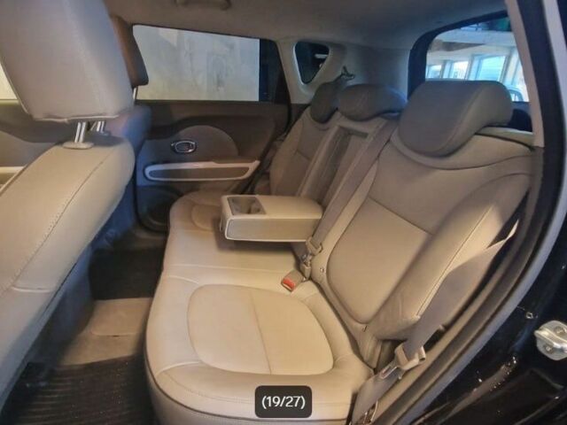 Черный Киа Soul, объемом двигателя 0 л и пробегом 95 тыс. км за 9800 $, фото 4 на Automoto.ua