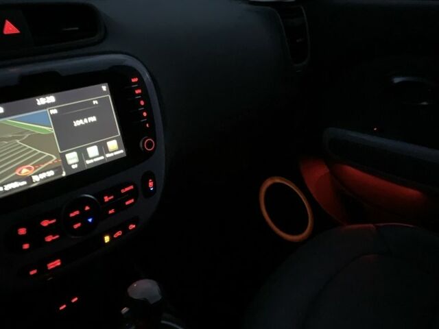 Чорний Кіа Soul, об'ємом двигуна 0 л та пробігом 44 тис. км за 8200 $, фото 16 на Automoto.ua