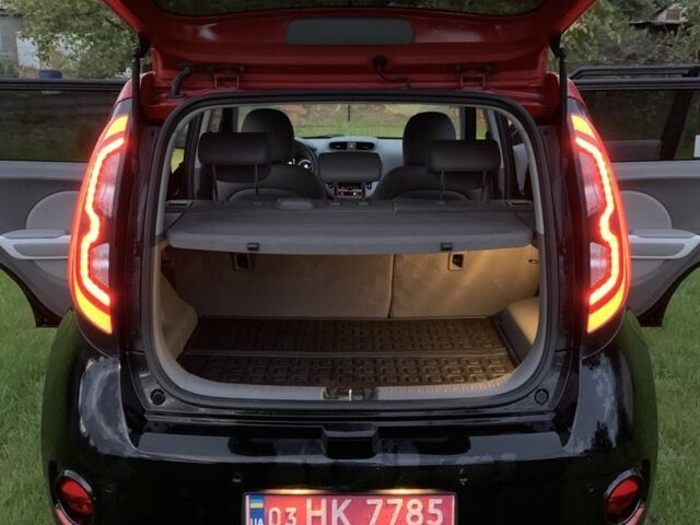 Чорний Кіа Soul, об'ємом двигуна 0 л та пробігом 44 тис. км за 8200 $, фото 8 на Automoto.ua