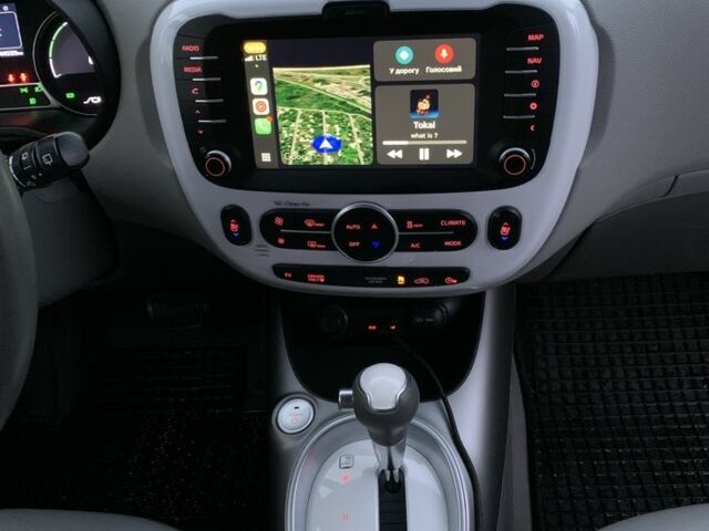 Чорний Кіа Soul, об'ємом двигуна 0 л та пробігом 44 тис. км за 8200 $, фото 6 на Automoto.ua