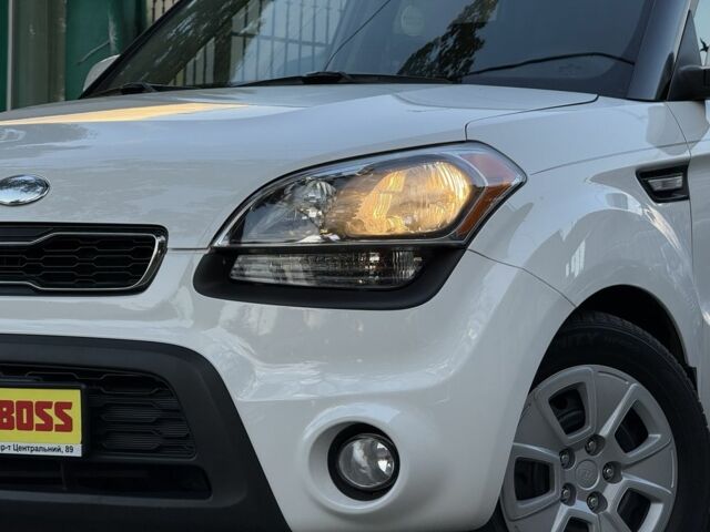 Чорний Кіа Soul, об'ємом двигуна 1.6 л та пробігом 140 тис. км за 8499 $, фото 1 на Automoto.ua