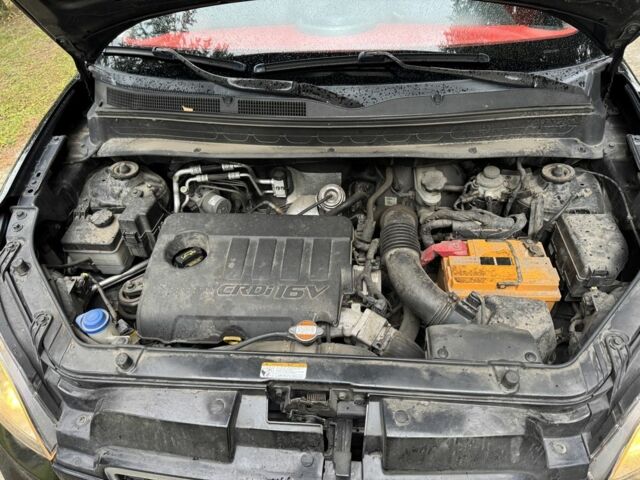 Черный Киа Soul, объемом двигателя 1.6 л и пробегом 290 тыс. км за 8200 $, фото 7 на Automoto.ua