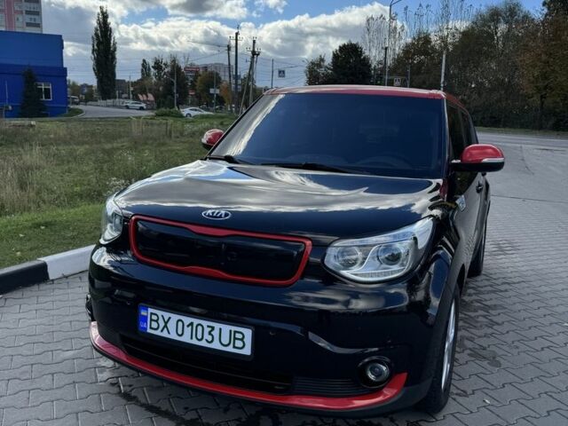 Чорний Кіа Soul, об'ємом двигуна 0 л та пробігом 111 тис. км за 7500 $, фото 7 на Automoto.ua
