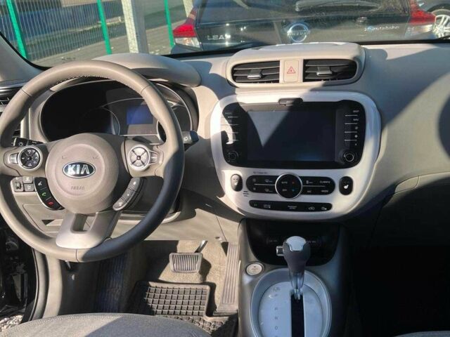 Чорний Кіа Soul, об'ємом двигуна 0 л та пробігом 121 тис. км за 7500 $, фото 3 на Automoto.ua