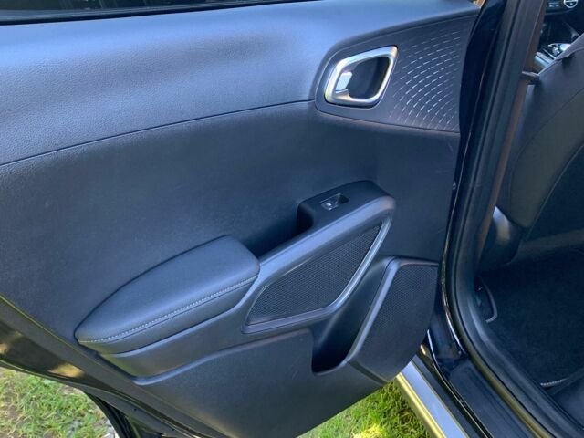 Чорний Кіа Soul, об'ємом двигуна 0 л та пробігом 79 тис. км за 18899 $, фото 19 на Automoto.ua