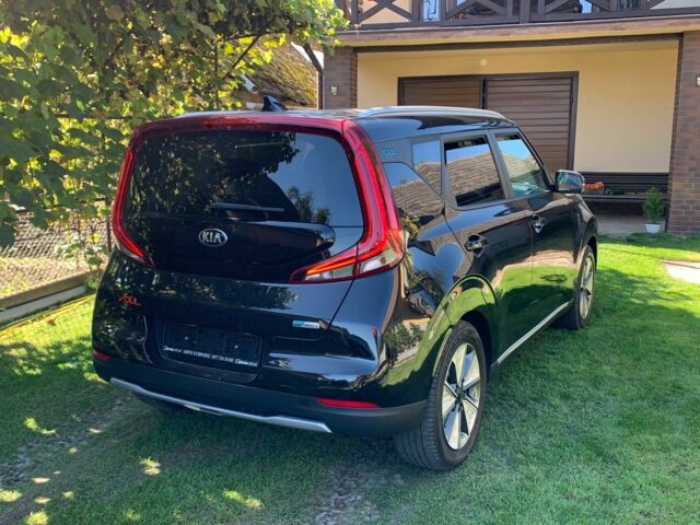 Чорний Кіа Soul, об'ємом двигуна 0 л та пробігом 79 тис. км за 18899 $, фото 3 на Automoto.ua