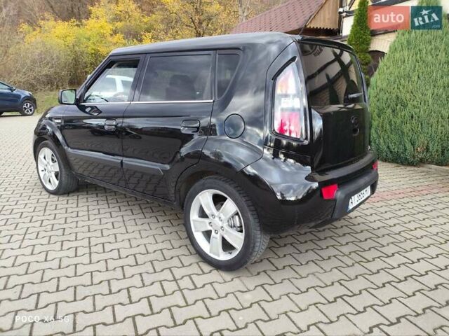 Черный Киа Soul, объемом двигателя 1.58 л и пробегом 209 тыс. км за 7000 $, фото 9 на Automoto.ua