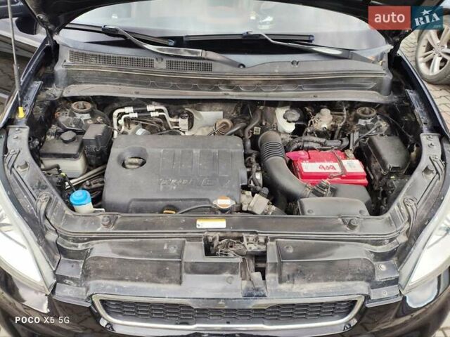 Черный Киа Soul, объемом двигателя 1.58 л и пробегом 209 тыс. км за 7000 $, фото 15 на Automoto.ua