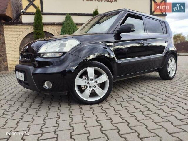 Черный Киа Soul, объемом двигателя 1.58 л и пробегом 209 тыс. км за 7000 $, фото 10 на Automoto.ua