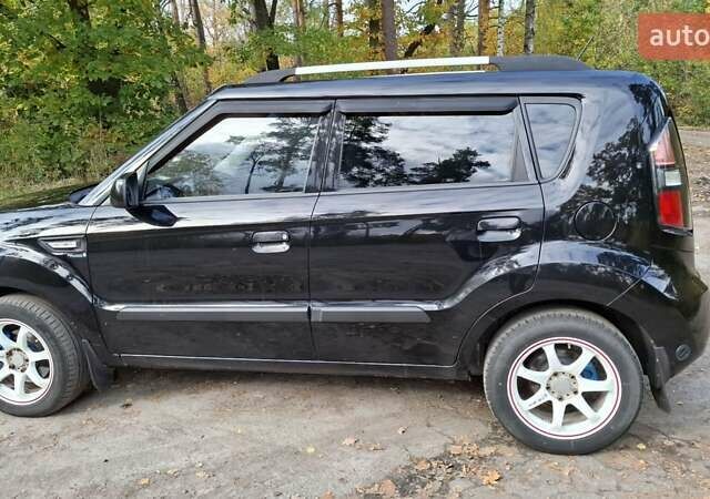 Черный Киа Soul, объемом двигателя 1.6 л и пробегом 190 тыс. км за 6600 $, фото 2 на Automoto.ua