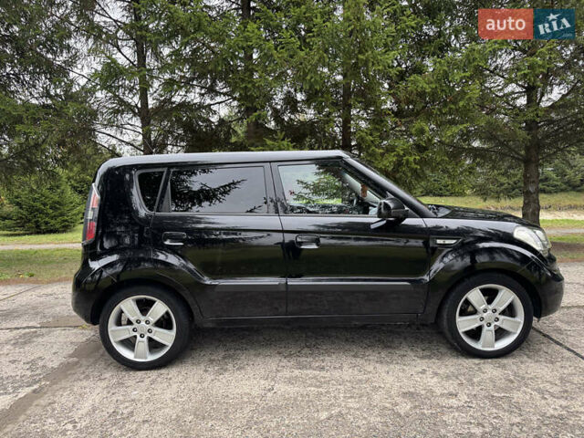 Черный Киа Soul, объемом двигателя 1.6 л и пробегом 290 тыс. км за 8100 $, фото 8 на Automoto.ua