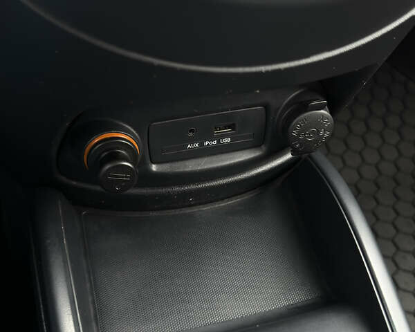 Чорний Кіа Soul, об'ємом двигуна 1.6 л та пробігом 243 тис. км за 5199 $, фото 22 на Automoto.ua