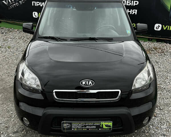 Кіа Soul 2009 у Белой Церкве на Automoto.ua Чорний Кіа Soul, об'ємом двигуна 1.58 л та пробігом 238 тис. км за 6700 $, фото 1 на Automoto.ua