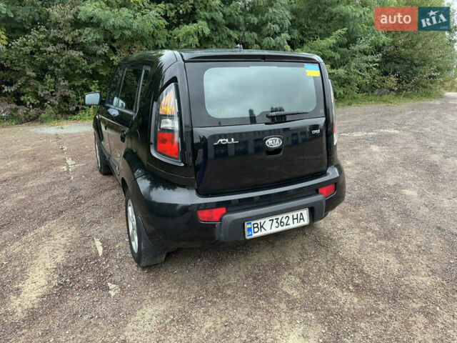 Чорний Кіа Soul, об'ємом двигуна 1.6 л та пробігом 243 тис. км за 5199 $, фото 7 на Automoto.ua
