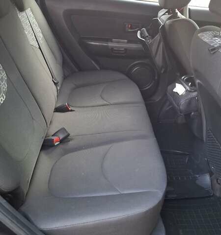 Черный Киа Soul, объемом двигателя 1.6 л и пробегом 190 тыс. км за 6600 $, фото 6 на Automoto.ua