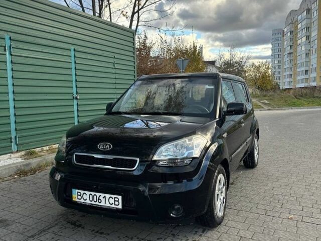 Черный Киа Soul, объемом двигателя 1.6 л и пробегом 271 тыс. км за 4700 $, фото 3 на Automoto.ua