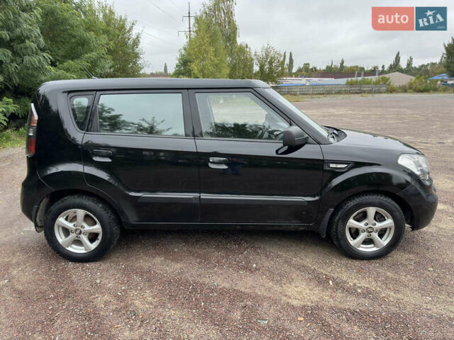Чорний Кіа Soul, об'ємом двигуна 1.6 л та пробігом 243 тис. км за 5199 $, фото 3 на Automoto.ua