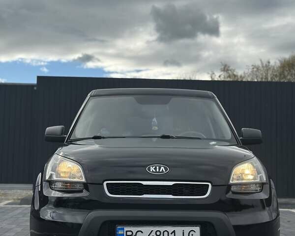 Черный Киа Soul, объемом двигателя 1.6 л и пробегом 279 тыс. км за 7700 $, фото 5 на Automoto.ua