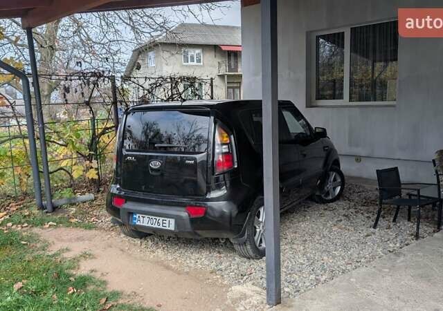 Черный Киа Soul, объемом двигателя 1.58 л и пробегом 187 тыс. км за 7600 $, фото 2 на Automoto.ua