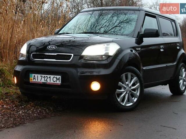 Черный Киа Soul, объемом двигателя 1.59 л и пробегом 217 тыс. км за 6444 $, фото 16 на Automoto.ua
