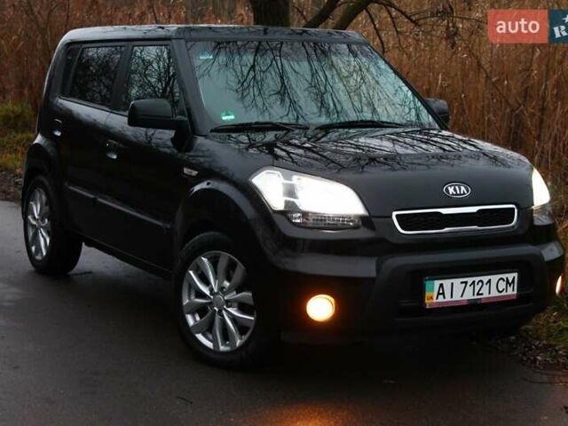 Черный Киа Soul, объемом двигателя 1.59 л и пробегом 217 тыс. км за 6444 $, фото 10 на Automoto.ua