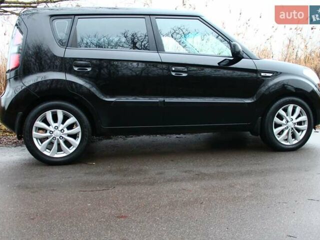 Черный Киа Soul, объемом двигателя 1.59 л и пробегом 217 тыс. км за 6444 $, фото 19 на Automoto.ua