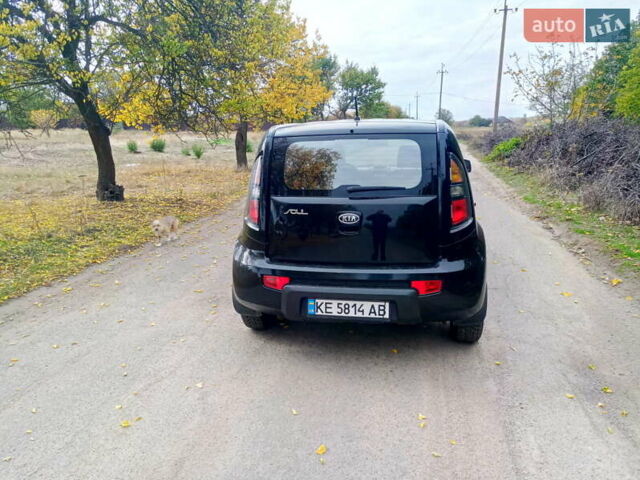 Черный Киа Soul, объемом двигателя 1.59 л и пробегом 168 тыс. км за 6000 $, фото 4 на Automoto.ua