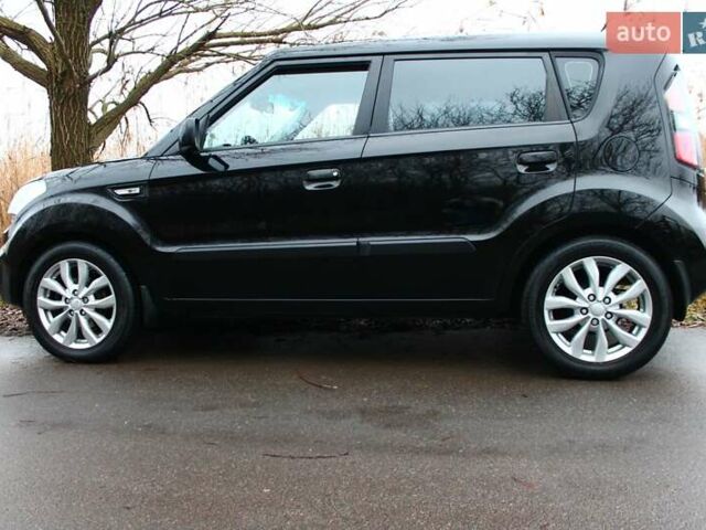 Черный Киа Soul, объемом двигателя 1.59 л и пробегом 217 тыс. км за 6444 $, фото 23 на Automoto.ua