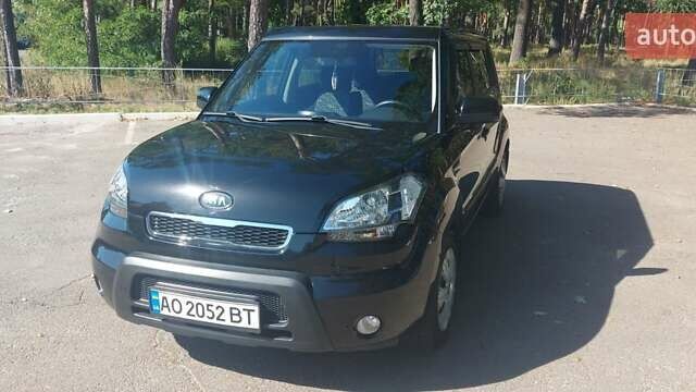 Черный Киа Soul, объемом двигателя 1.59 л и пробегом 119 тыс. км за 8888 $, фото 6 на Automoto.ua