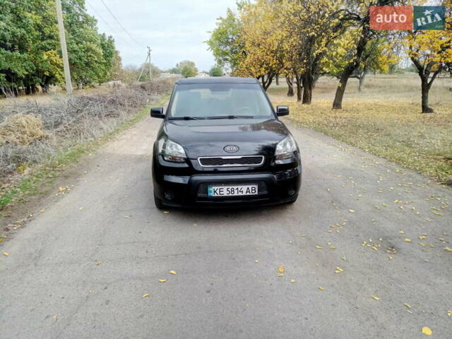 Черный Киа Soul, объемом двигателя 1.59 л и пробегом 168 тыс. км за 6000 $, фото 7 на Automoto.ua