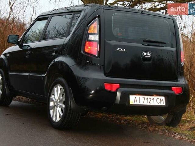 Черный Киа Soul, объемом двигателя 1.59 л и пробегом 217 тыс. км за 6444 $, фото 24 на Automoto.ua