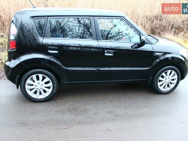 Черный Киа Soul, объемом двигателя 1.59 л и пробегом 217 тыс. км за 6444 $, фото 22 на Automoto.ua