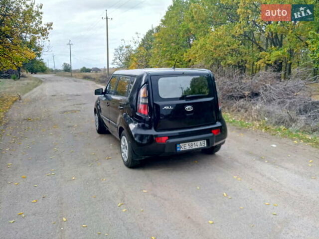Черный Киа Soul, объемом двигателя 1.59 л и пробегом 168 тыс. км за 6000 $, фото 3 на Automoto.ua