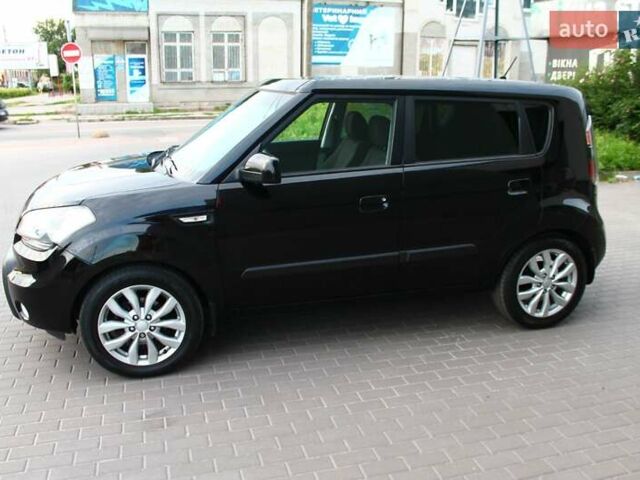 Чорний Кіа Soul, об'ємом двигуна 1.59 л та пробігом 216 тис. км за 6300 $, фото 19 на Automoto.ua