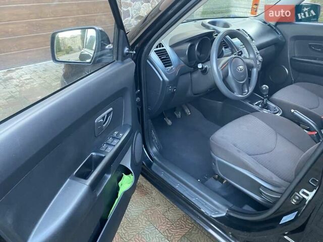 Чорний Кіа Soul, об'ємом двигуна 1.59 л та пробігом 199 тис. км за 6480 $, фото 13 на Automoto.ua