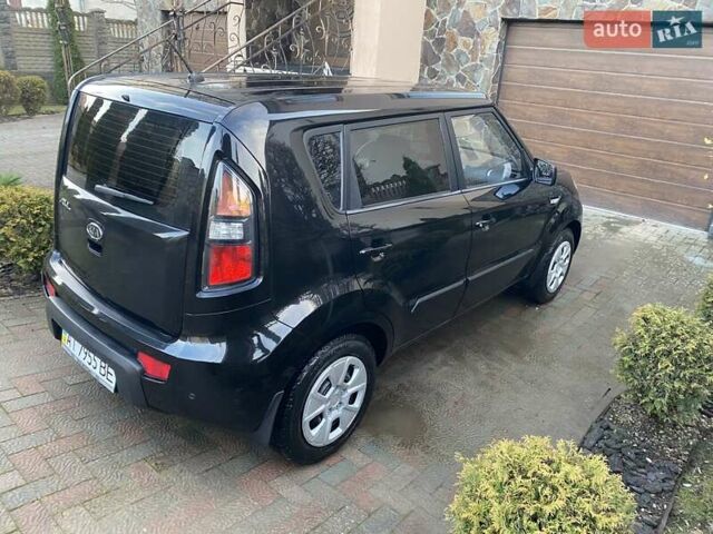 Чорний Кіа Soul, об'ємом двигуна 1.59 л та пробігом 199 тис. км за 6480 $, фото 10 на Automoto.ua